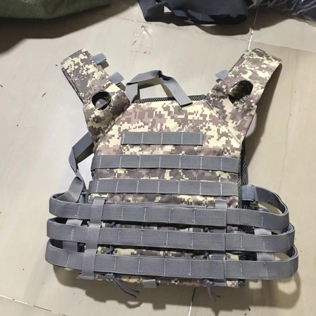 Outdoor tactical vest